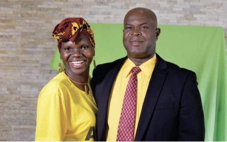 Pukusjani’s Politieke Marathon: Op Zoek naar de Magische Top 3