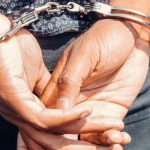 Lokale man bewijst dat liefde inderdaad voorbijgaat: nu via politiecel